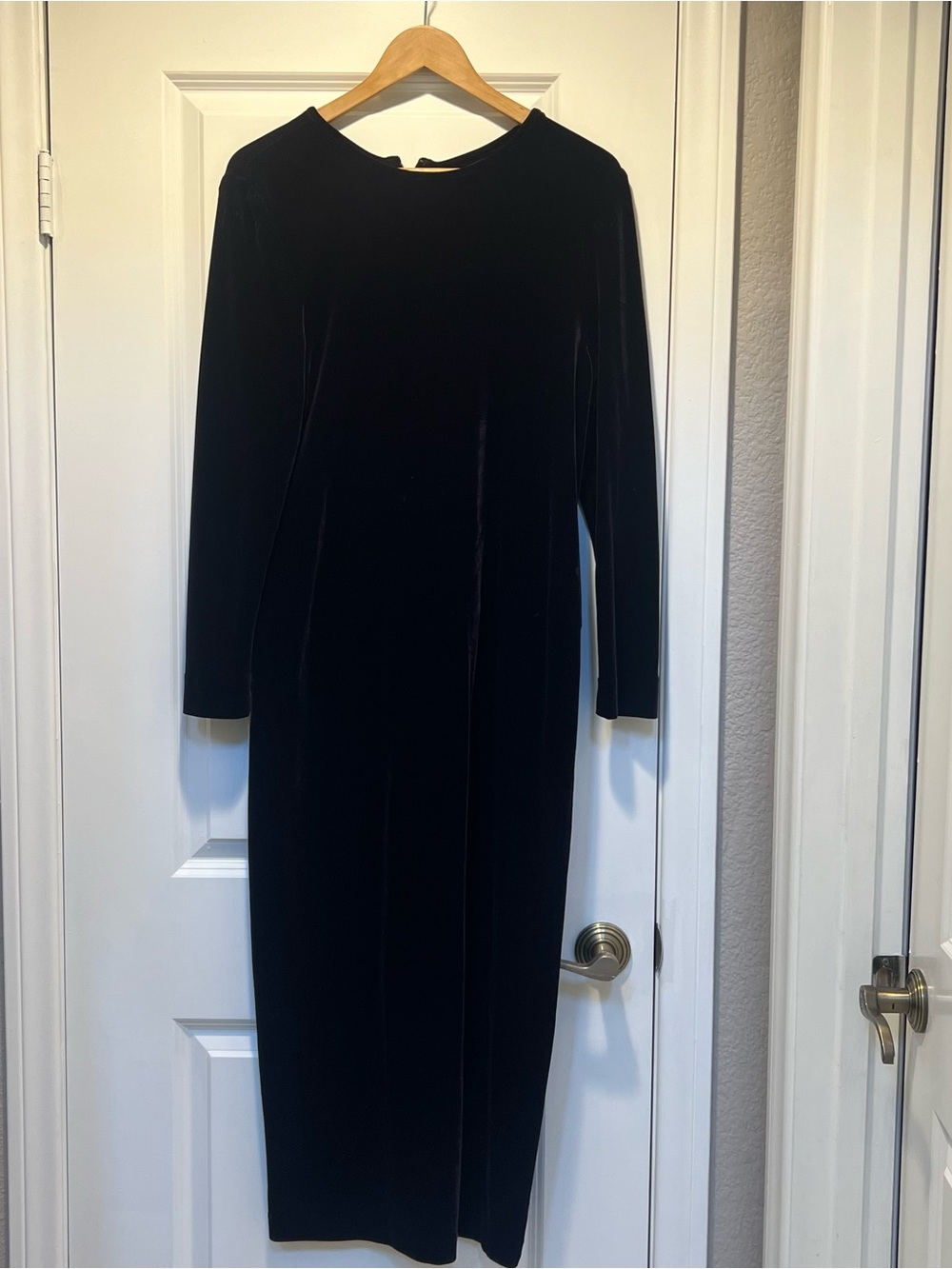 Vintage Classic Goth Grunge Black Purple Velvet Long Sleeve Maxi Dress